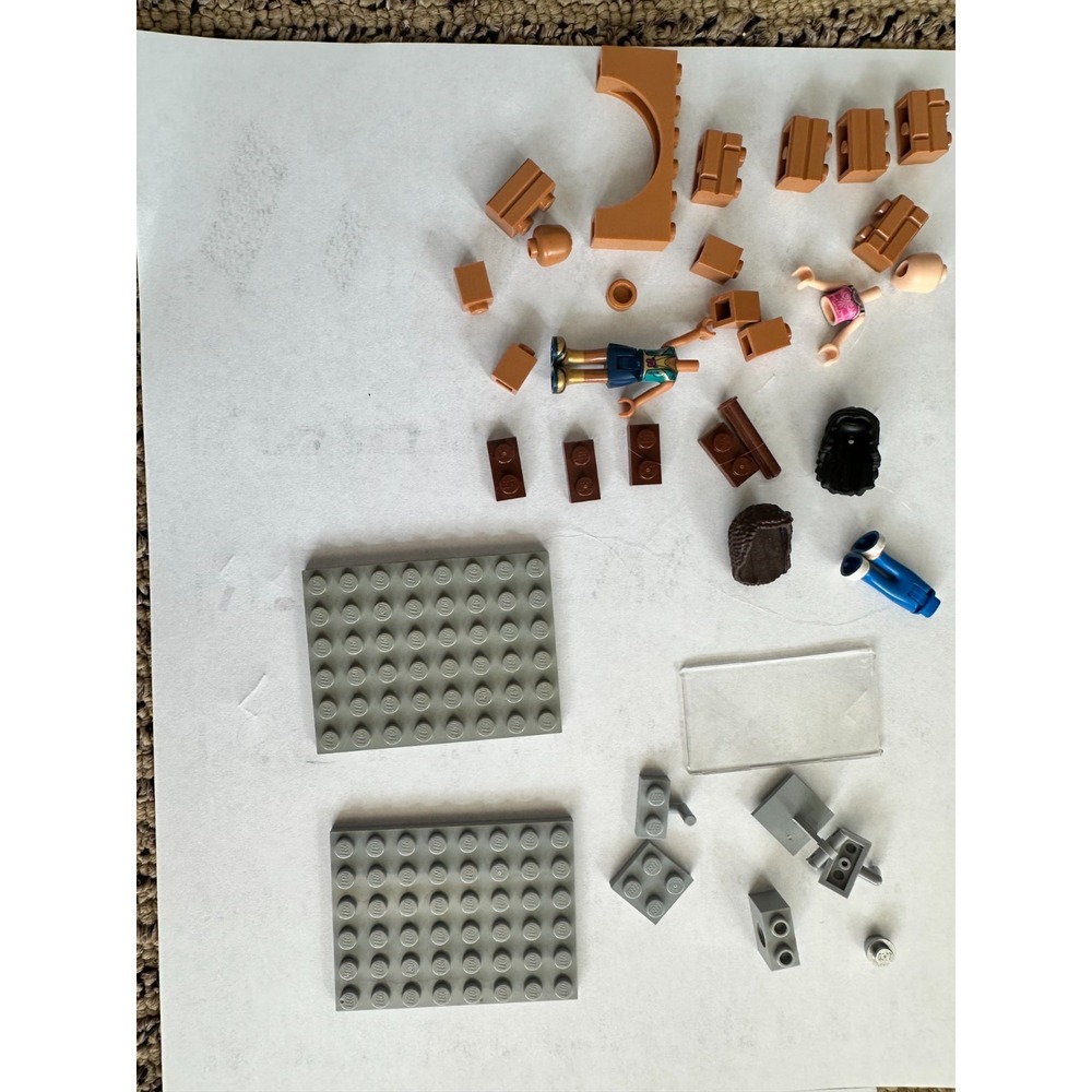 LEGO FRIENDS: Emma's Art Studio (41365) Partial Set Figurines Included - Picture 5 of 6